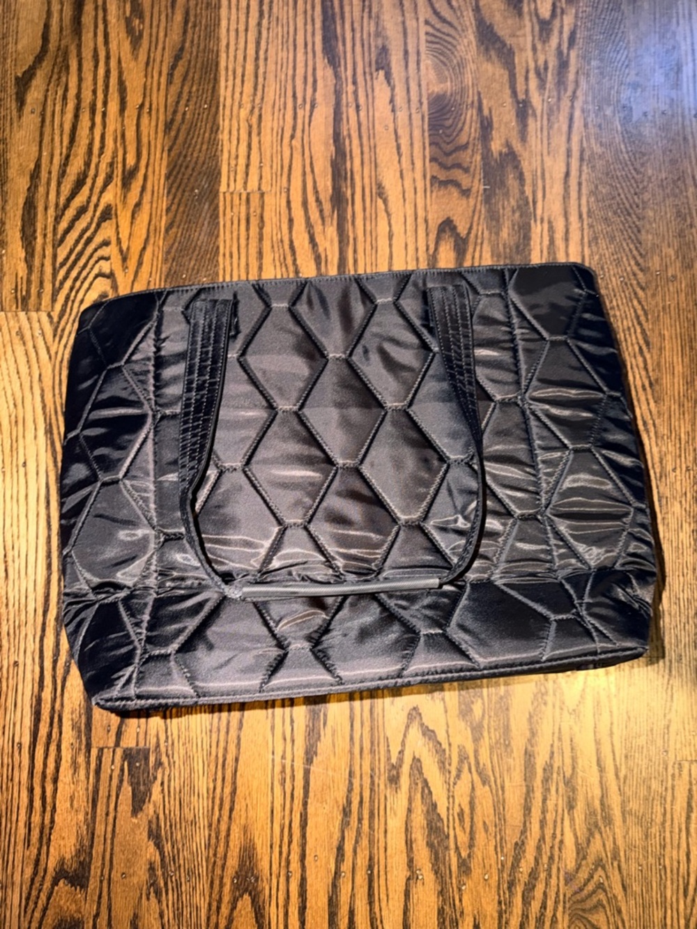 Lug 2 Step Quilted  travel Tote Bag - Picture 4 of 5